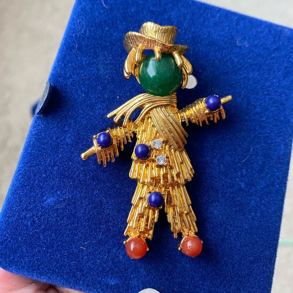 Camrose & Kross Gold Brooch scarecrow Jackie Kennedy